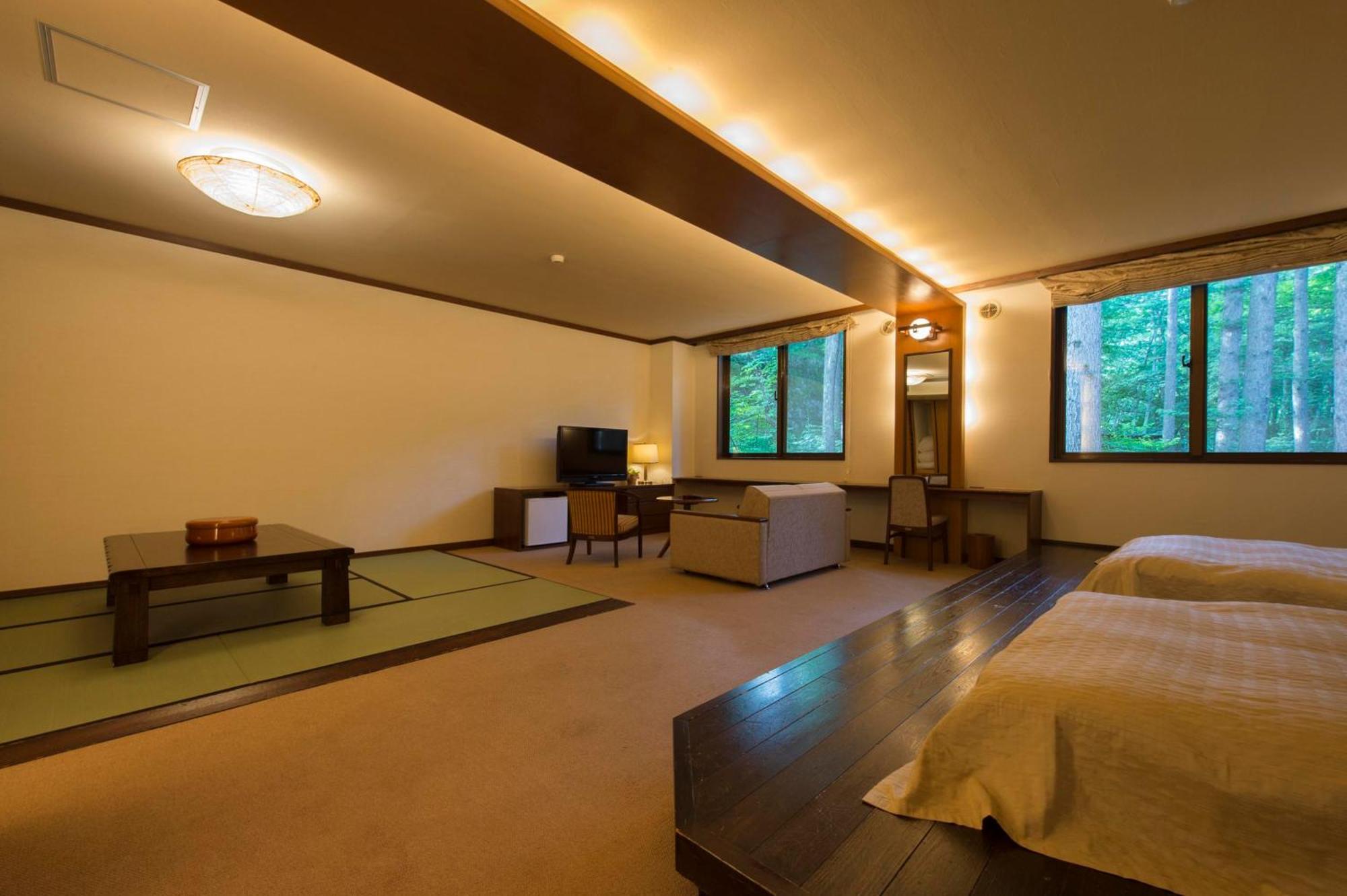 Izumigo Takayama Dog Paradise Hotel Exterior photo